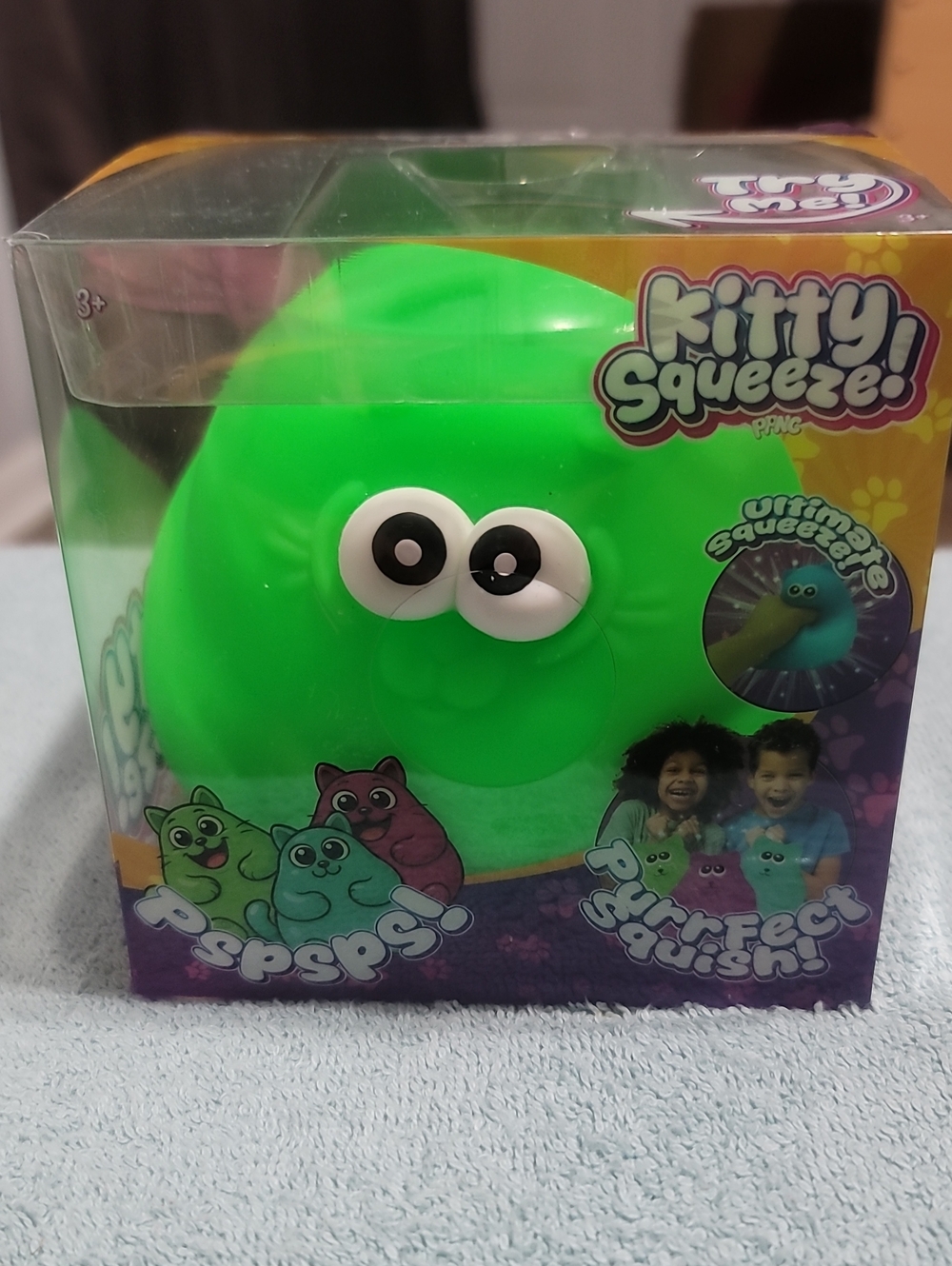 Squeeze Bright Green Kitty Squeeze Plush Toy